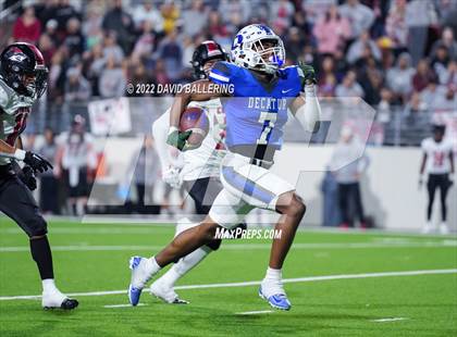 Thumbnail 1 in Decatur vs Wichita Falls (UIL 4A D1 Quarterfinal Playoff) photogallery.