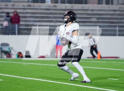 Thumbnail 2 in Decatur vs Wichita Falls (UIL 4A D1 Quarterfinal Playoff) photogallery.