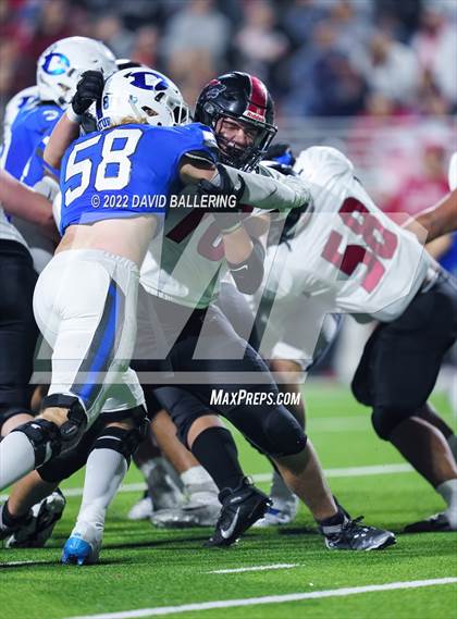 Thumbnail 3 in Decatur vs Wichita Falls (UIL 4A D1 Quarterfinal Playoff) photogallery.