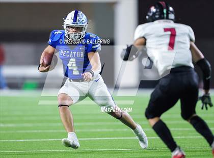 Thumbnail 3 in Decatur vs Wichita Falls (UIL 4A D1 Quarterfinal Playoff) photogallery.