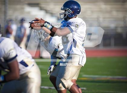 Thumbnail 1 in Vista Murrieta @ Crenshaw photogallery.