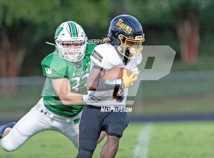 Thumbnail 2 in Chapel Hill @ Weddington photogallery.