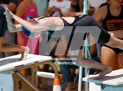 Thumbnail 2 in Wolves Invitational photogallery.