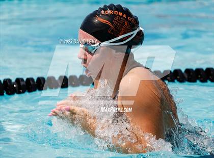 Thumbnail 2 in Wolves Invitational photogallery.