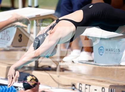 Thumbnail 2 in Wolves Invitational photogallery.