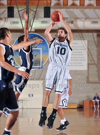 Thumbnail 1 in Villa Park vs. Maranatha Christian (MaxPreps Holiday Classic) photogallery.
