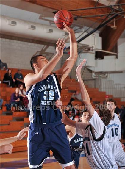 Thumbnail 3 in Villa Park vs. Maranatha Christian (MaxPreps Holiday Classic) photogallery.