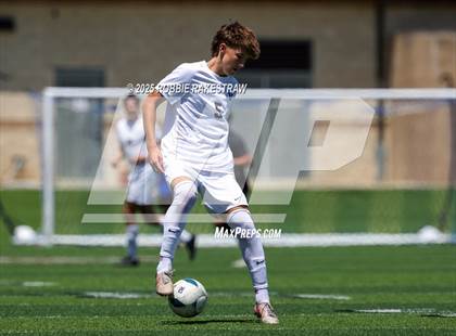 Thumbnail 1 in Vandegrift vs. Mesquite (UIL 6A Soccer Division II Final) photogallery.