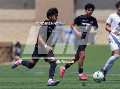 Thumbnail 3 in Vandegrift vs. Mesquite (UIL 6A Soccer Division II Final) photogallery.