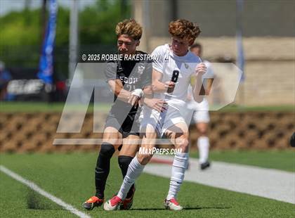 Thumbnail 2 in Vandegrift vs. Mesquite (UIL 6A Soccer Division II Final) photogallery.