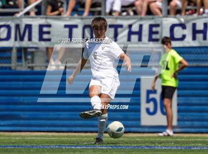 Thumbnail 3 in Vandegrift vs. Mesquite (UIL 6A Soccer Division II Final) photogallery.
