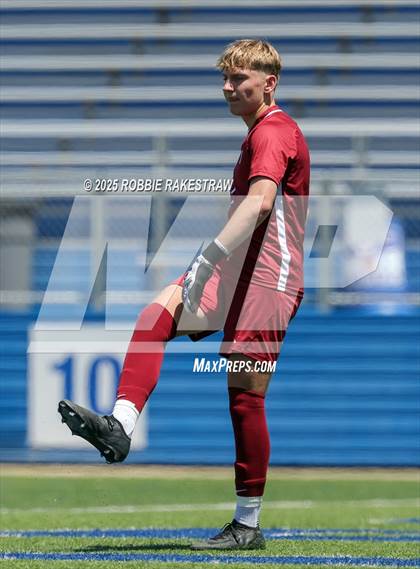 Thumbnail 2 in Vandegrift vs. Mesquite (UIL 6A Soccer Division II Final) photogallery.