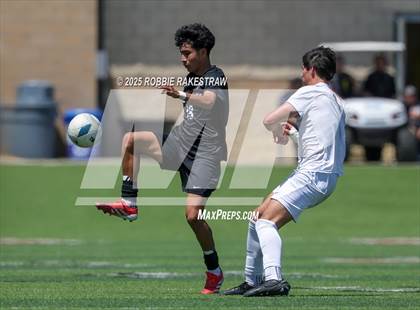 Thumbnail 1 in Vandegrift vs. Mesquite (UIL 6A Soccer Division II Final) photogallery.