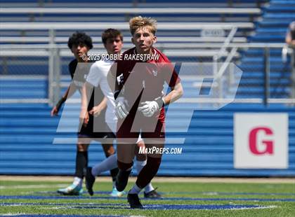 Thumbnail 3 in Vandegrift vs. Mesquite (UIL 6A Soccer Division II Final) photogallery.