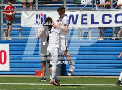 Thumbnail 3 in Vandegrift vs. Mesquite (UIL 6A Soccer Division II Final) photogallery.