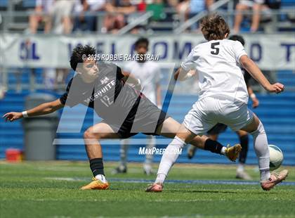 Thumbnail 3 in Vandegrift vs. Mesquite (UIL 6A Soccer Division II Final) photogallery.