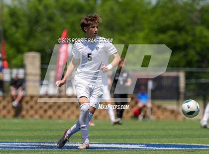 Thumbnail 1 in Vandegrift vs. Mesquite (UIL 6A Soccer Division II Final) photogallery.