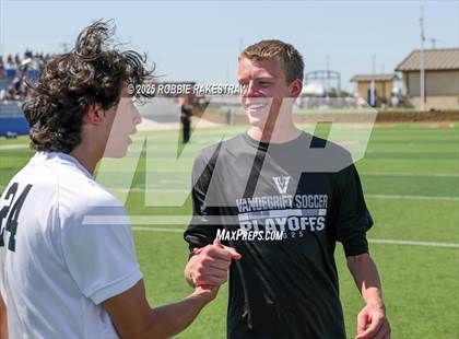Thumbnail 3 in Vandegrift vs. Mesquite (UIL 6A Soccer Division II Final) photogallery.