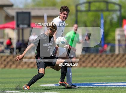 Thumbnail 3 in Vandegrift vs. Mesquite (UIL 6A Soccer Division II Final) photogallery.