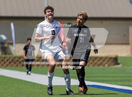 Thumbnail 1 in Vandegrift vs. Mesquite (UIL 6A Soccer Division II Final) photogallery.
