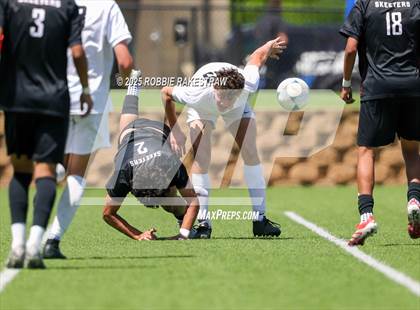 Thumbnail 3 in Vandegrift vs. Mesquite (UIL 6A Soccer Division II Final) photogallery.
