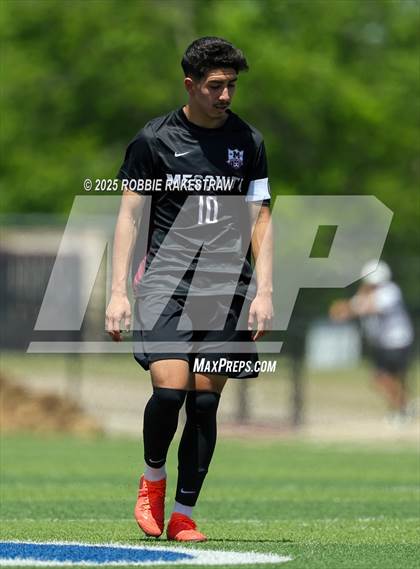 Thumbnail 2 in Vandegrift vs. Mesquite (UIL 6A Soccer Division II Final) photogallery.
