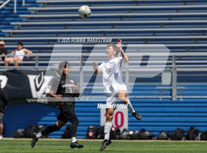 Thumbnail 3 in Vandegrift vs. Mesquite (UIL 6A Soccer Division II Final) photogallery.
