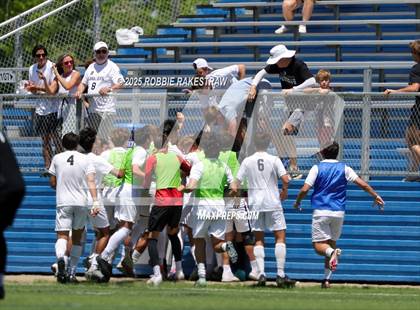 Thumbnail 3 in Vandegrift vs. Mesquite (UIL 6A Soccer Division II Final) photogallery.