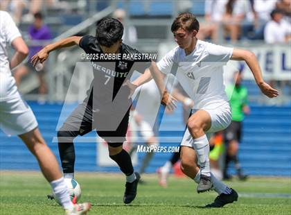 Thumbnail 2 in Vandegrift vs. Mesquite (UIL 6A Soccer Division II Final) photogallery.
