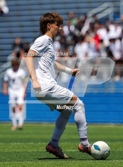 Thumbnail 2 in Vandegrift vs. Mesquite (UIL 6A Soccer Division II Final) photogallery.