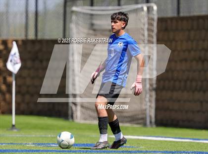 Thumbnail 1 in Vandegrift vs. Mesquite (UIL 6A Soccer Division II Final) photogallery.