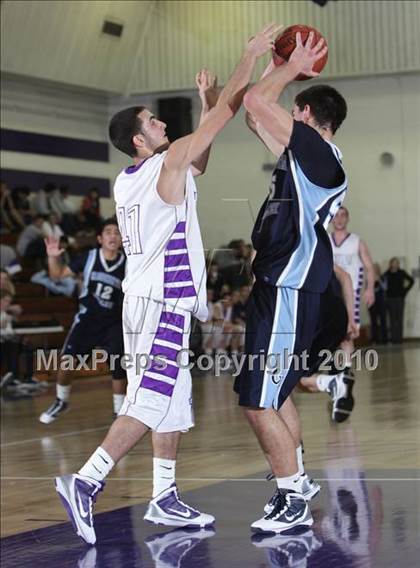 Thumbnail 1 in Crescenta Valley @ Hoover photogallery.