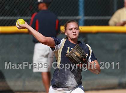 Thumbnail 1 in Legacy @ Chaparral photogallery.