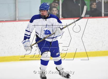 Thumbnail 2 in New Canaan vs. Darien (FCIAC Semifinal) photogallery.