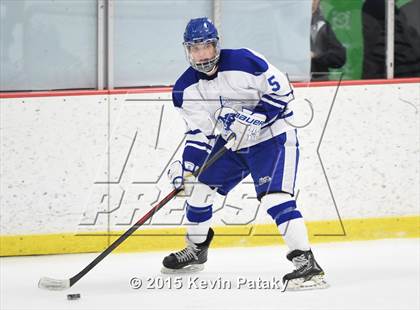 Thumbnail 1 in New Canaan vs. Darien (FCIAC Semifinal) photogallery.