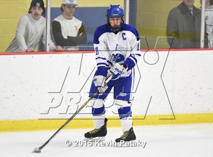 Thumbnail 1 in New Canaan vs. Darien (FCIAC Semifinal) photogallery.