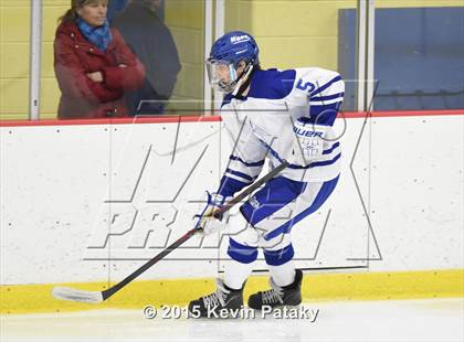 Thumbnail 3 in New Canaan vs. Darien (FCIAC Semifinal) photogallery.