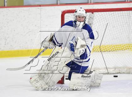 Thumbnail 1 in New Canaan vs. Darien (FCIAC Semifinal) photogallery.