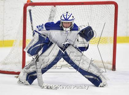Thumbnail 2 in New Canaan vs. Darien (FCIAC Semifinal) photogallery.