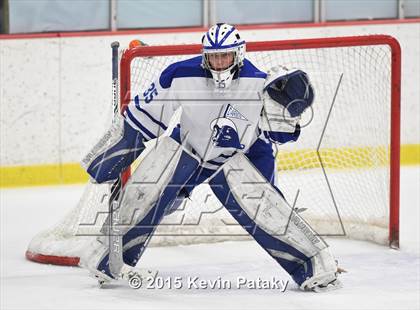 Thumbnail 3 in New Canaan vs. Darien (FCIAC Semifinal) photogallery.