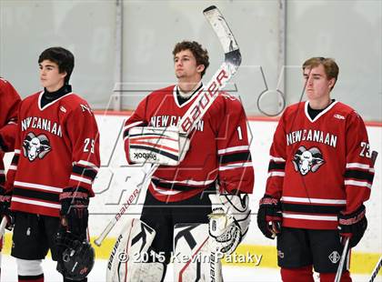Thumbnail 2 in New Canaan vs. Darien (FCIAC Semifinal) photogallery.