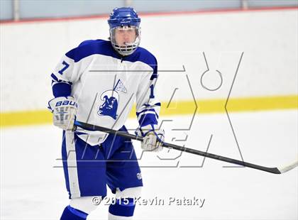 Thumbnail 1 in New Canaan vs. Darien (FCIAC Semifinal) photogallery.