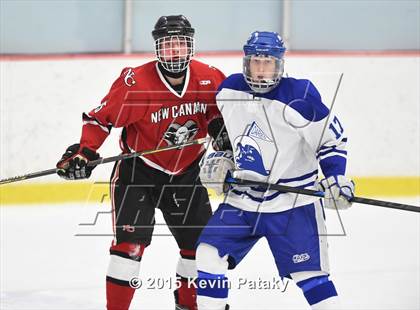 Thumbnail 2 in New Canaan vs. Darien (FCIAC Semifinal) photogallery.