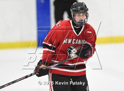 Thumbnail 2 in New Canaan vs. Darien (FCIAC Semifinal) photogallery.