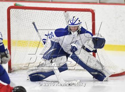 Thumbnail 2 in New Canaan vs. Darien (FCIAC Semifinal) photogallery.