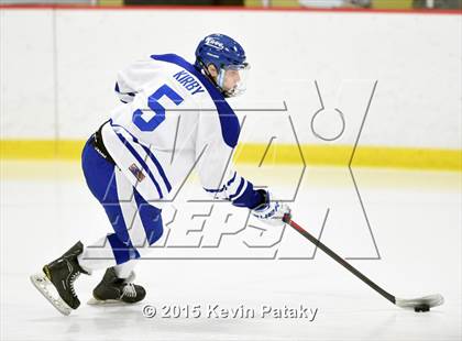 Thumbnail 2 in New Canaan vs. Darien (FCIAC Semifinal) photogallery.