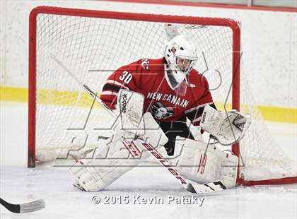 Thumbnail 3 in New Canaan vs. Darien (FCIAC Semifinal) photogallery.