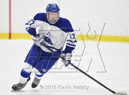 Thumbnail 2 in New Canaan vs. Darien (FCIAC Semifinal) photogallery.