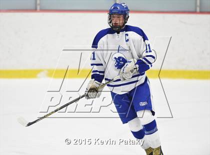 Thumbnail 1 in New Canaan vs. Darien (FCIAC Semifinal) photogallery.
