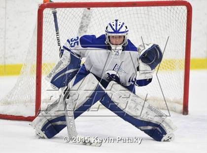 Thumbnail 1 in New Canaan vs. Darien (FCIAC Semifinal) photogallery.
